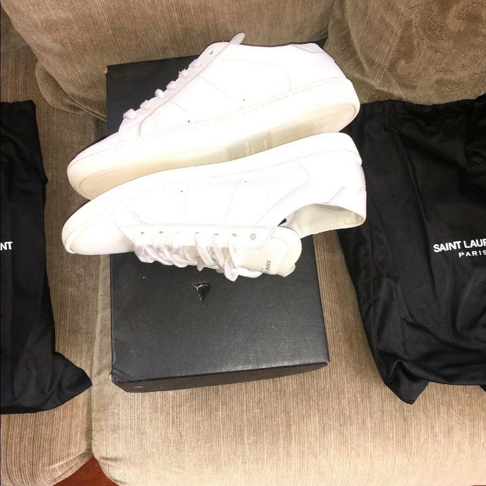 Saint Laurent - Picture 5 of 8